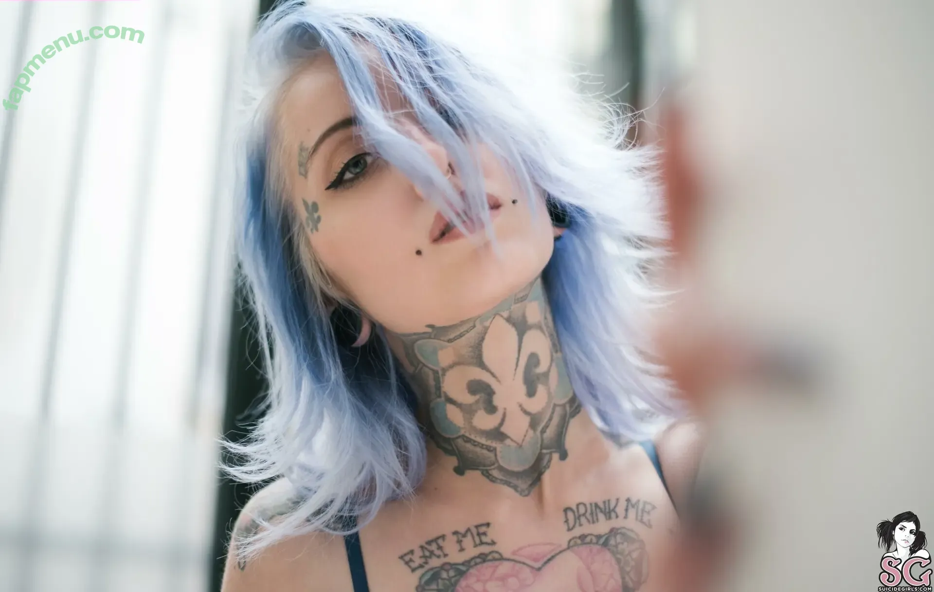 gladycesuicide nude photo #0964 (Gladyce / gladycefavour)