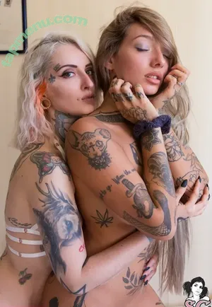 gladycesuicide / Gladyce / gladycefavour nude photo #1021