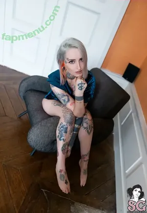 gladycesuicide / Gladyce / gladycefavour nude photo #1043