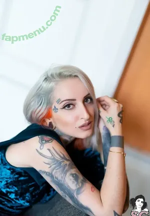 gladycesuicide / Gladyce / gladycefavour nude photo #1044