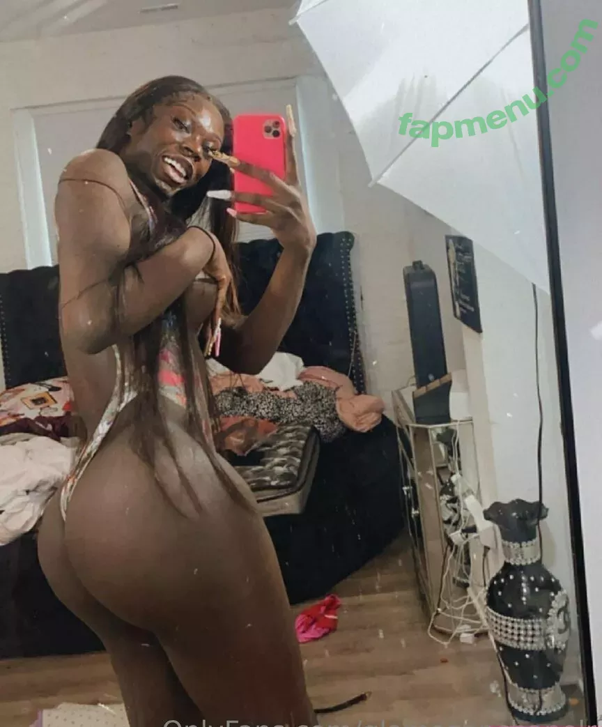 glamazonchanelr nude photo #0109 (bedroombully_ts)