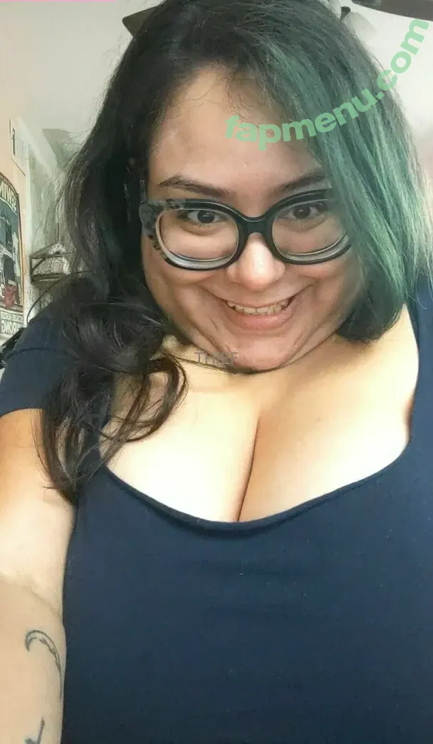 glassesandamustache nude photo #0005 (glassesandamustache)