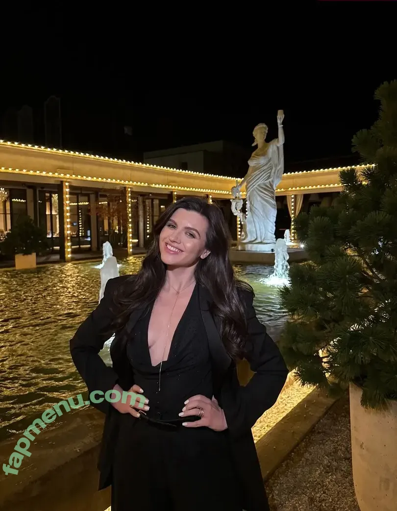 glazalinkaaa nude photo #0139 (Alinka Glazova / glazalinka)