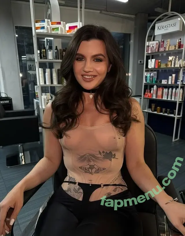 glazalinkaaa nude photo #0146 (Alinka Glazova / glazalinka)