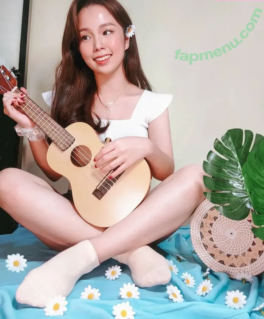 Glenda Wongso nude photo #0023 (glendawgs_)