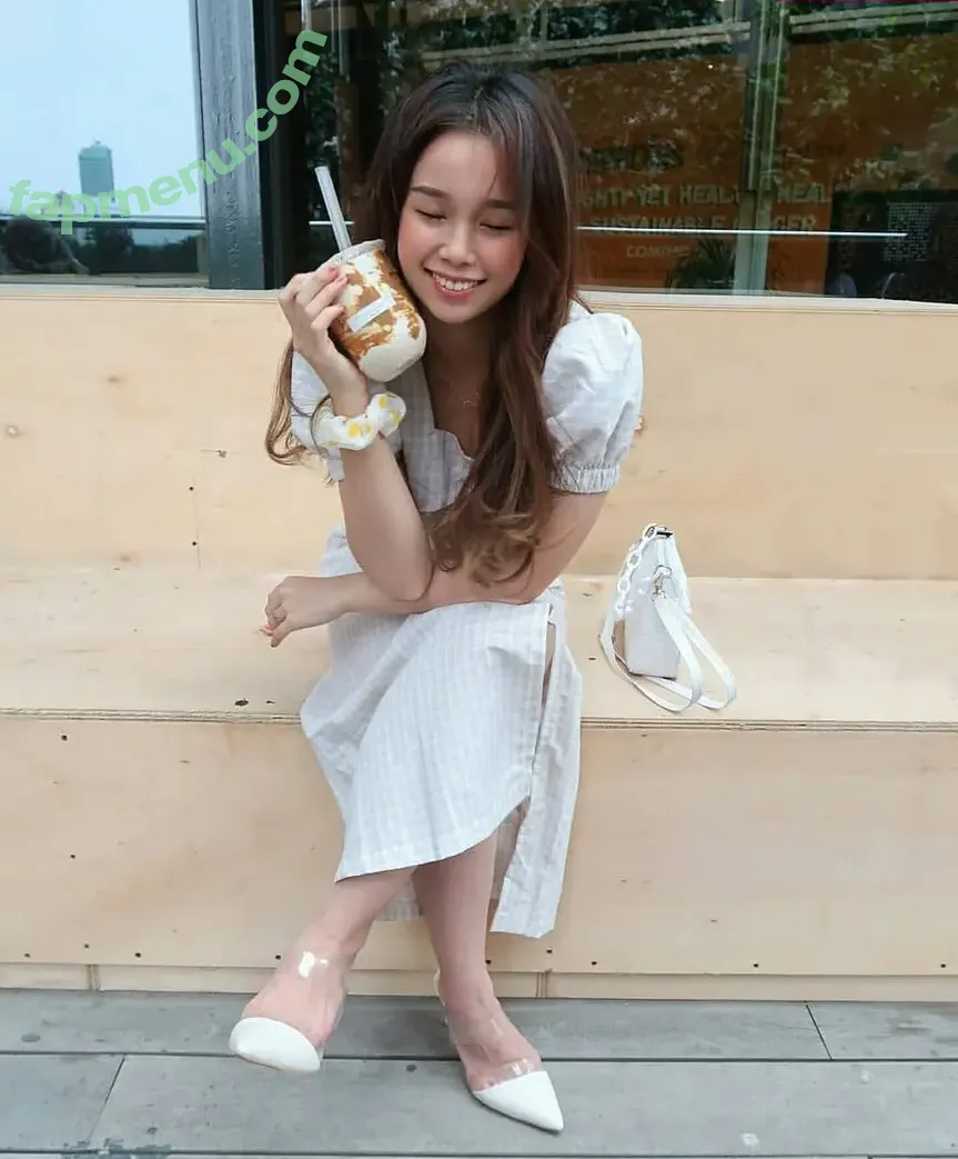 Glenda Wongso nude photo #0036 (glendawgs_)