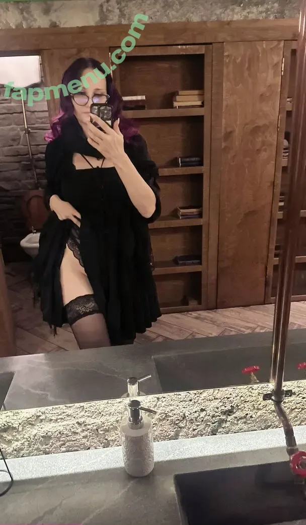 Gliese 581 nude photo #1090 (JuliusDrow / gliese581 / gliese__581)