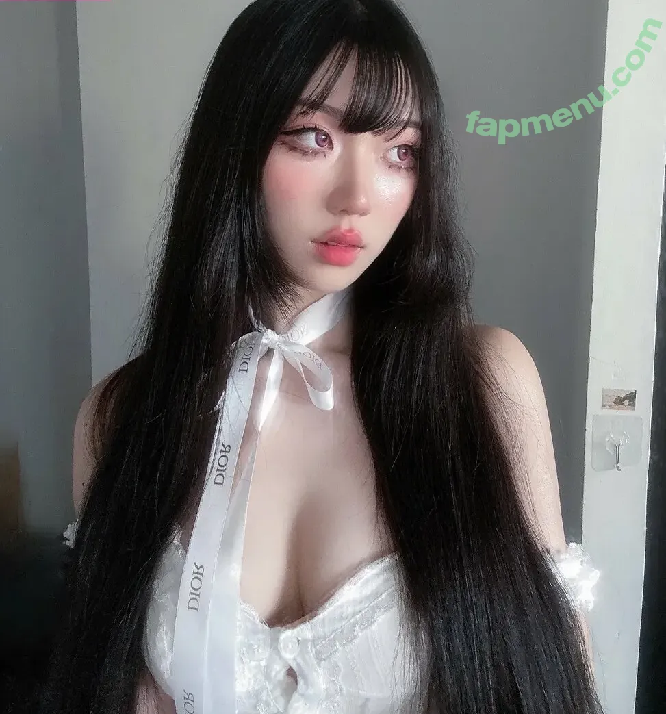 glihttr nude photo #0085 (Feng / fenguiin / glittledeath)