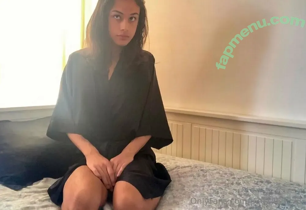 glisteningone nude photo #0007 (glisteninggoddess)