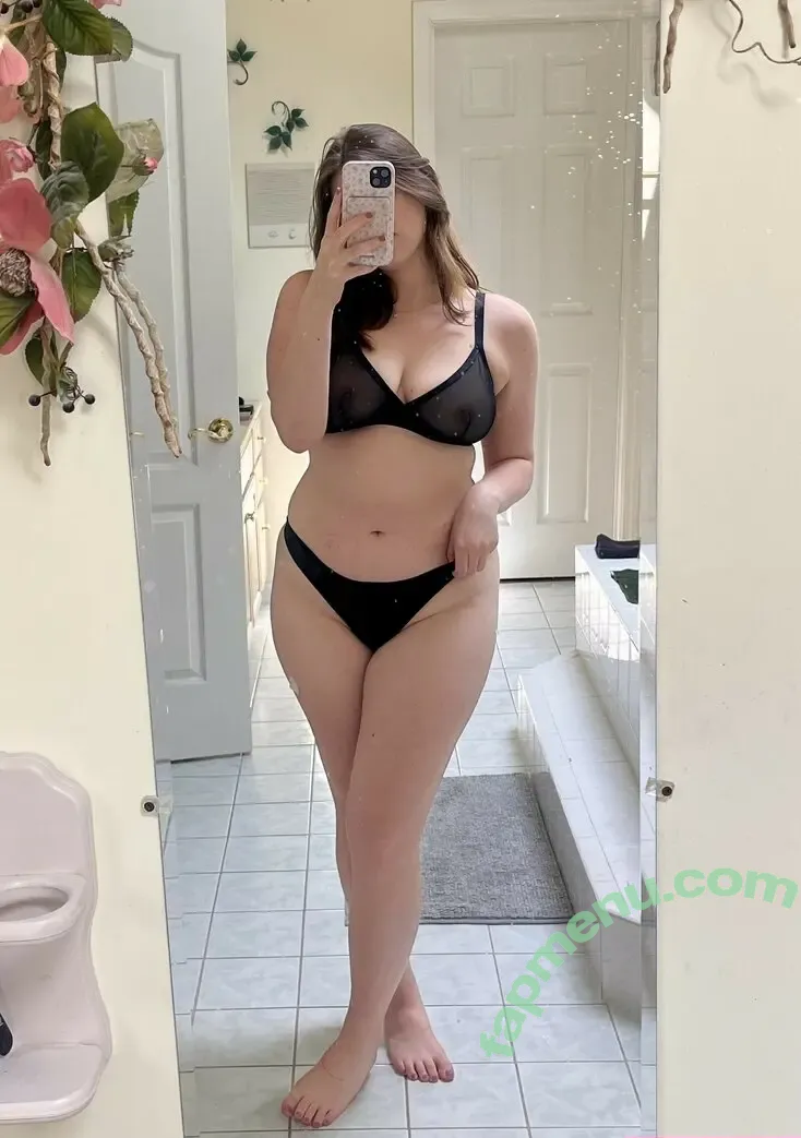 glittergold08 nude photo #0010 (glittergold08)