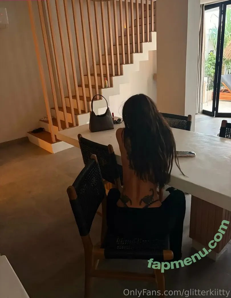 glitterkiitty nude photo #0002 (glitterkitty1)