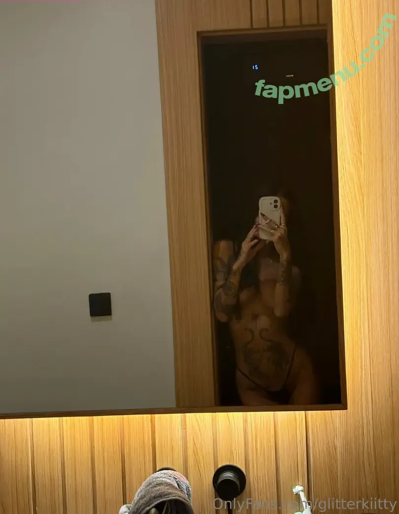 glitterkiitty nude photo #0020 (glitterkitty1)