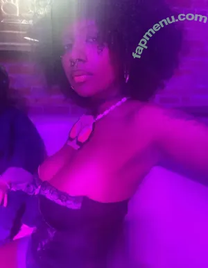 glitterqueefguy / awfulglizzy nude photo #0006