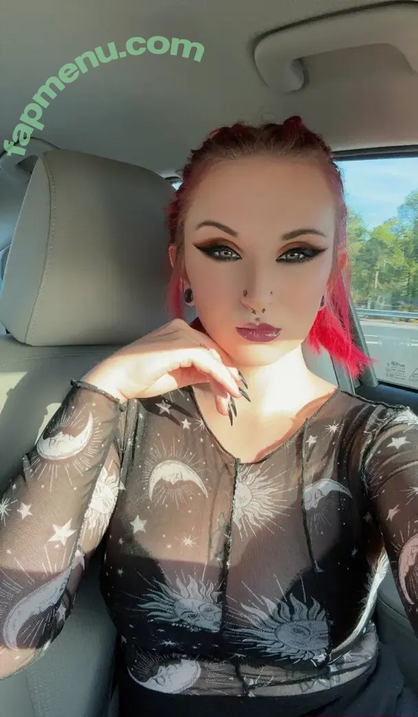 glittervixen24x nude photo #0003 (glittervixen24x)