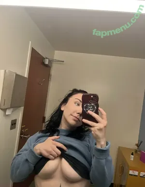 Glizzy McGuire / beijingbitches / cleptocowboy nude photo #0169