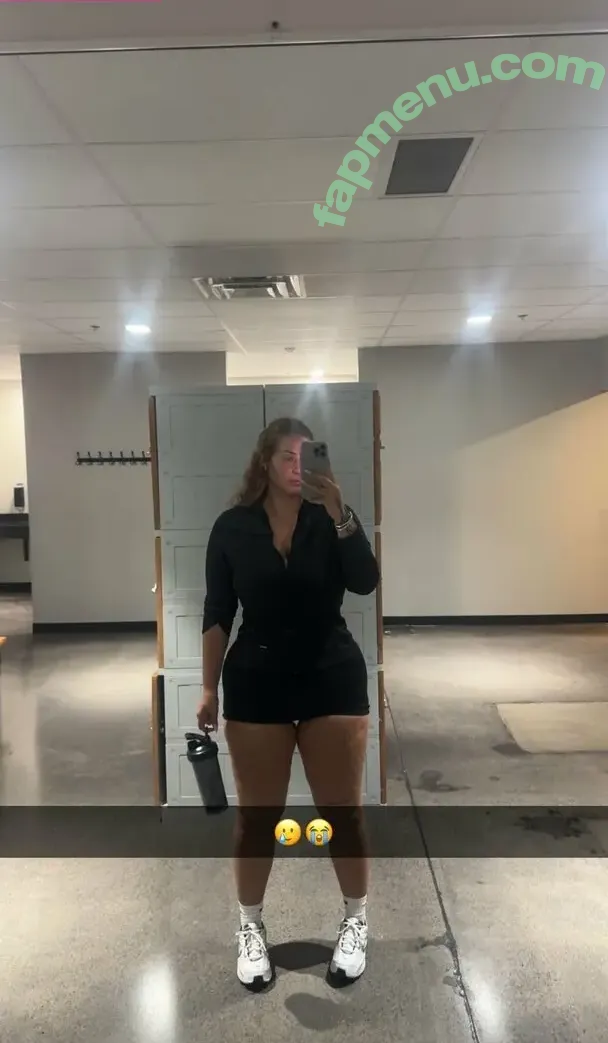 glizzycatcher nude photo #0175 (glizzycreams)