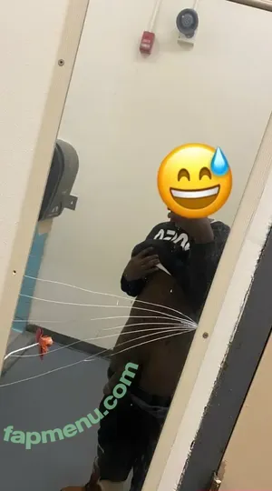 globoi.zayy / glozayy nude photo #0007