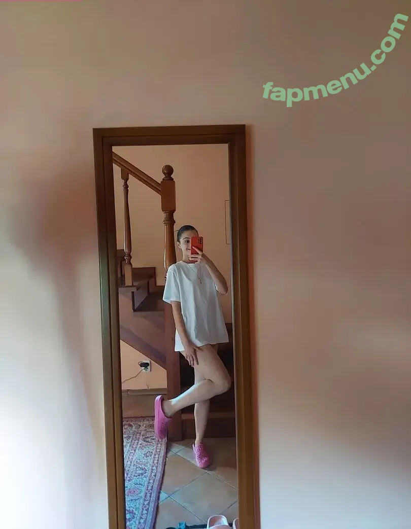 glommy nude photo #0007 (glommy380)