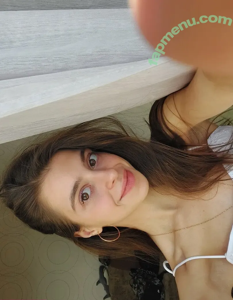 glommy nude photo #0016 (glommy380)