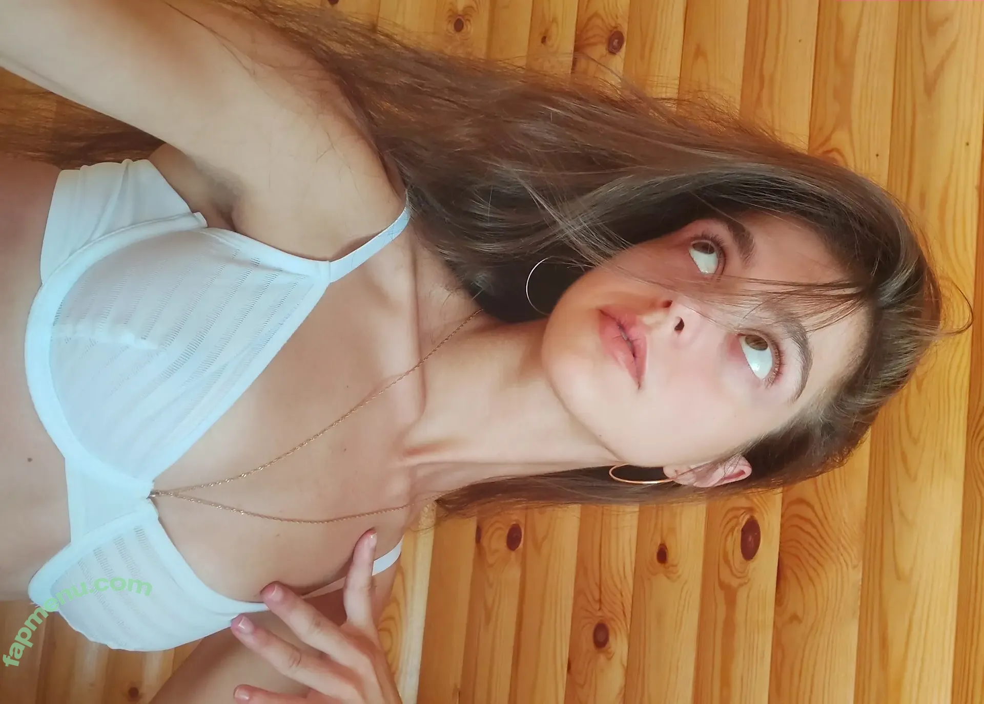 glommy nude photo #0019 (glommy380)