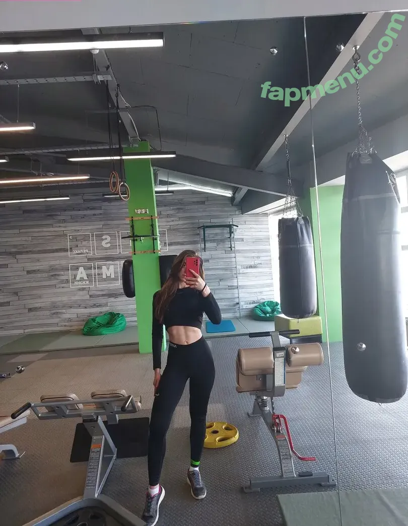 glommy nude photo #0030 (glommy380)