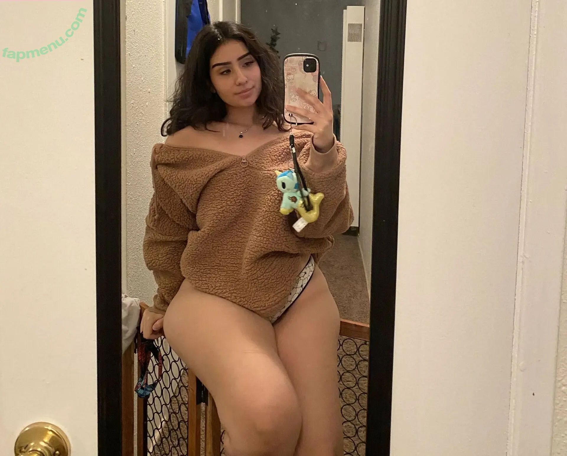 Gloomybtchh nude photo #0013 (GloomyByte / gloom_bat)