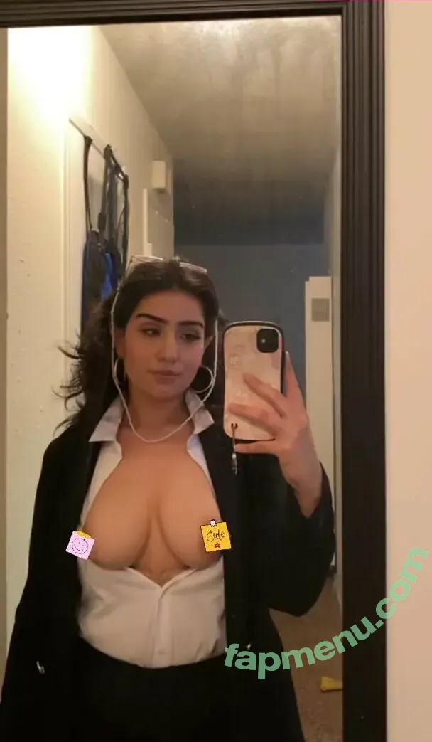 Gloomybtchh nude photo #0023 (GloomyByte / gloom_bat)