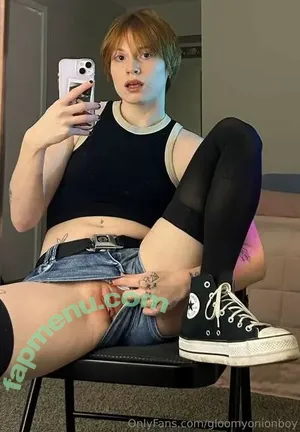 gloomyshrimpboy / gloomyonionboy / gloomyshroomy__ nude photo #0040