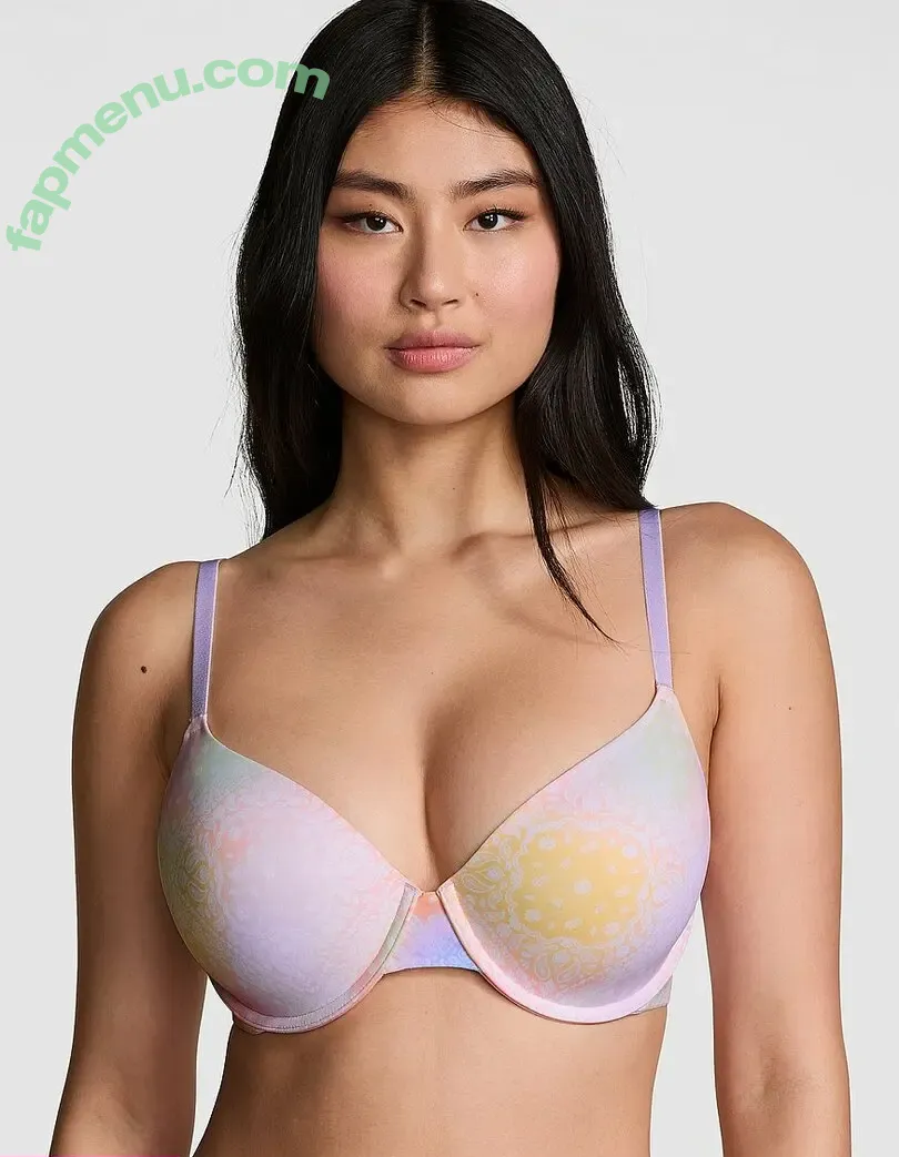 Gloria Tang nude photo #0025 (gloriatvng)