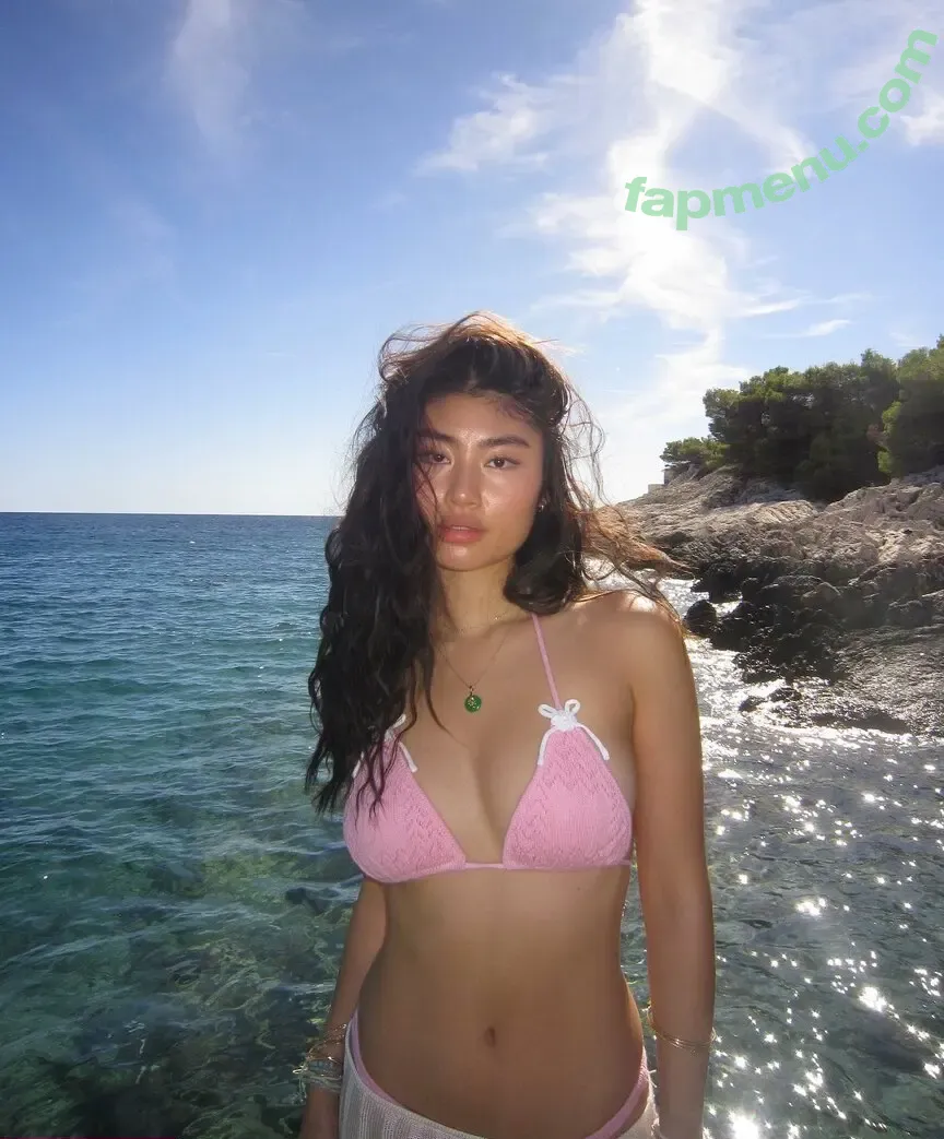 Gloria Tang nude photo #0052 (gloriatvng)
