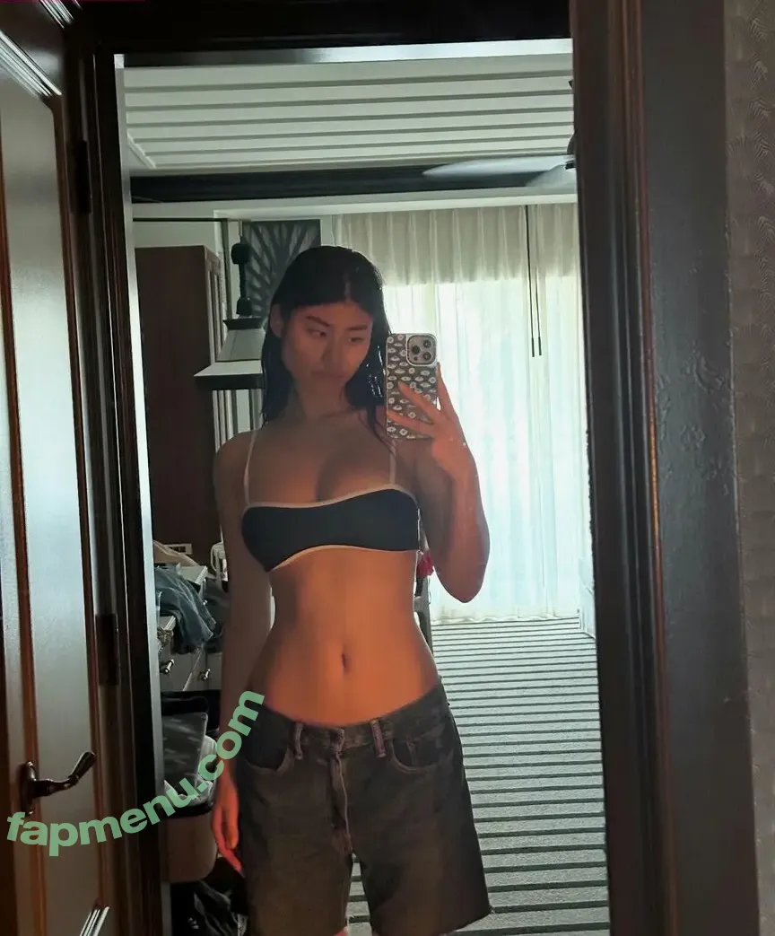 Gloria Tang nude photo #0065 (gloriatvng)