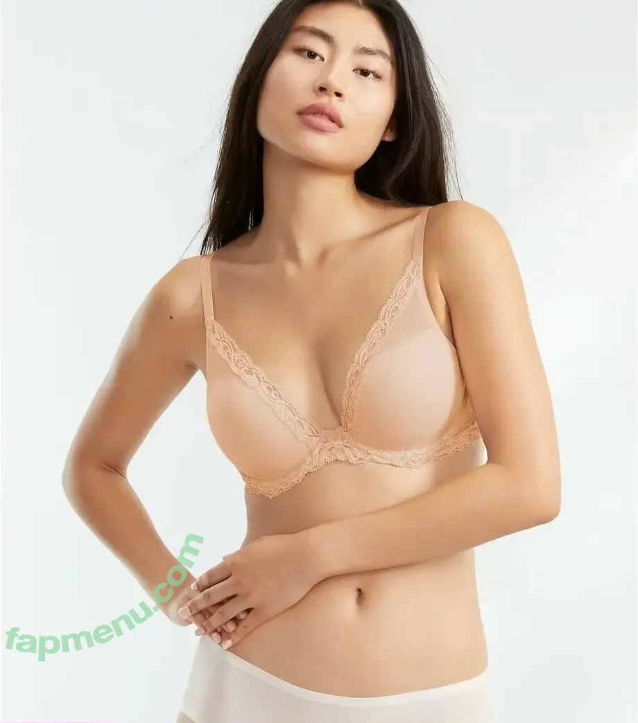 Gloria Tang nude photo #0096 (gloriatvng)