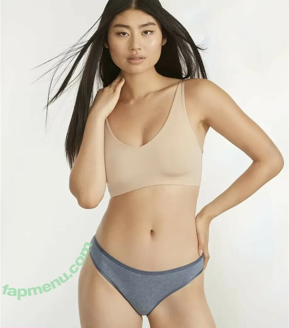 Gloria Tang nude photo #0115 (gloriatvng)