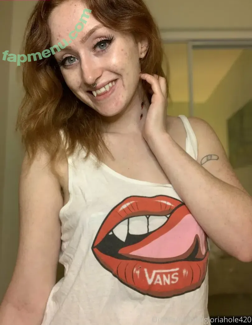 gloriahole420 nude photo #0001 (missgloriahole)