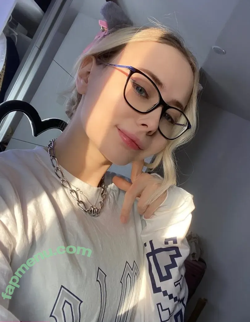 GloriaMatvien nude photo #0093 (GloriaMatvien)