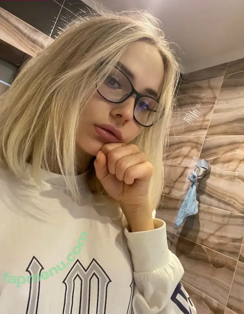 GloriaMatvien nude photo #0115 (GloriaMatvien)