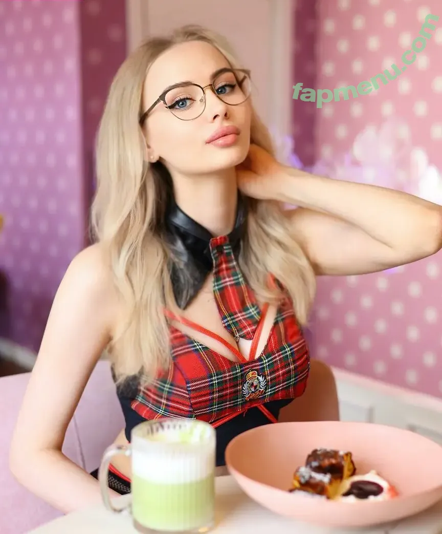 GloriaMatvien nude photo #0206 (GloriaMatvien)