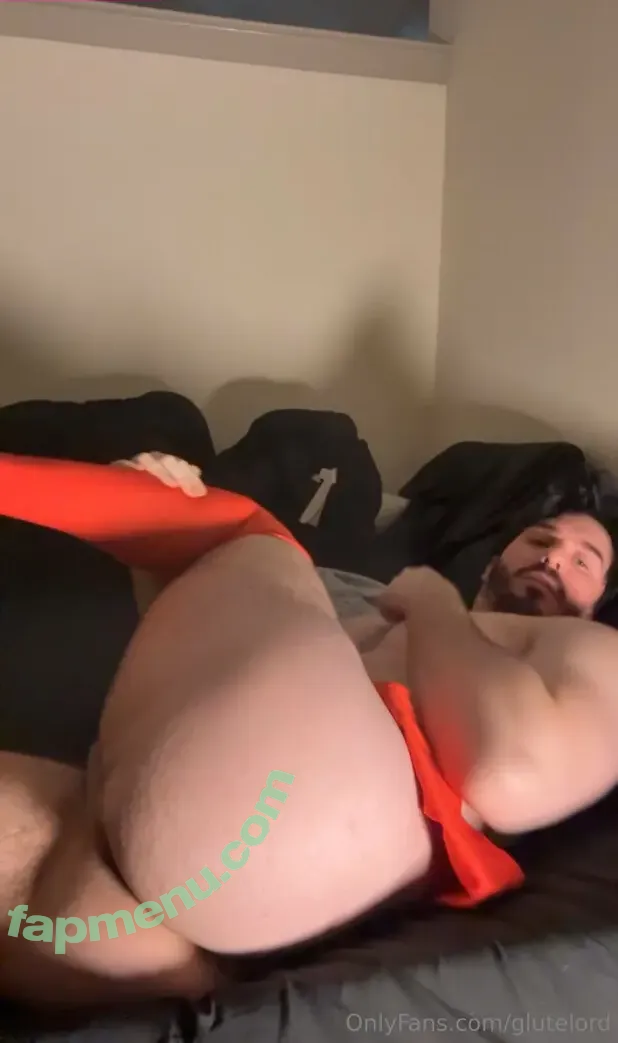 glutelord nude photo #0050 (werewolffbarmitzvah)