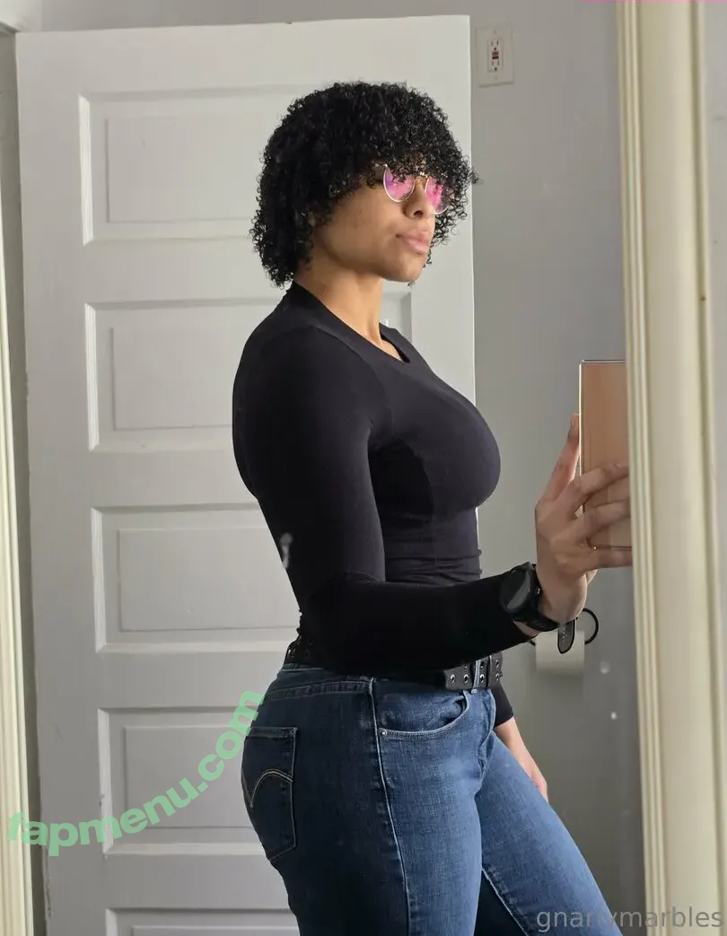 GnarlyMarbles nude photo #0008 (gnarlyxmarly)