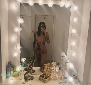 GNVTS / TANGYATS / gngbts nude photo #0035