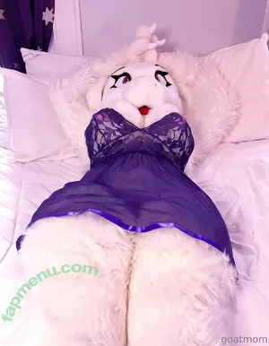 goatmom / goatmomofficial nude photo #0012