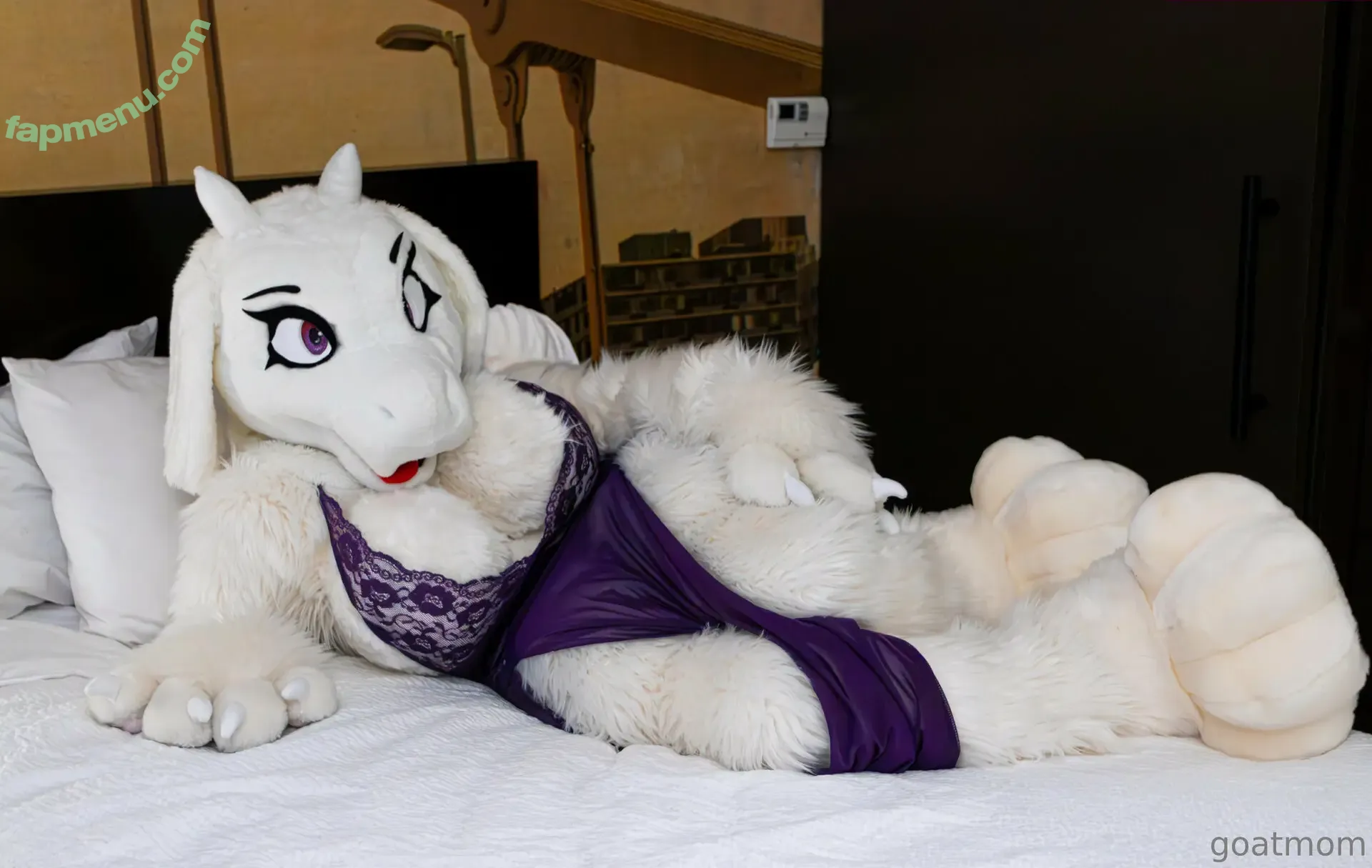 goatmom nude photo #0020 (goatmomofficial)