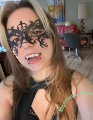 goblin_gamerlive / GoblinGamer nude photo #0043