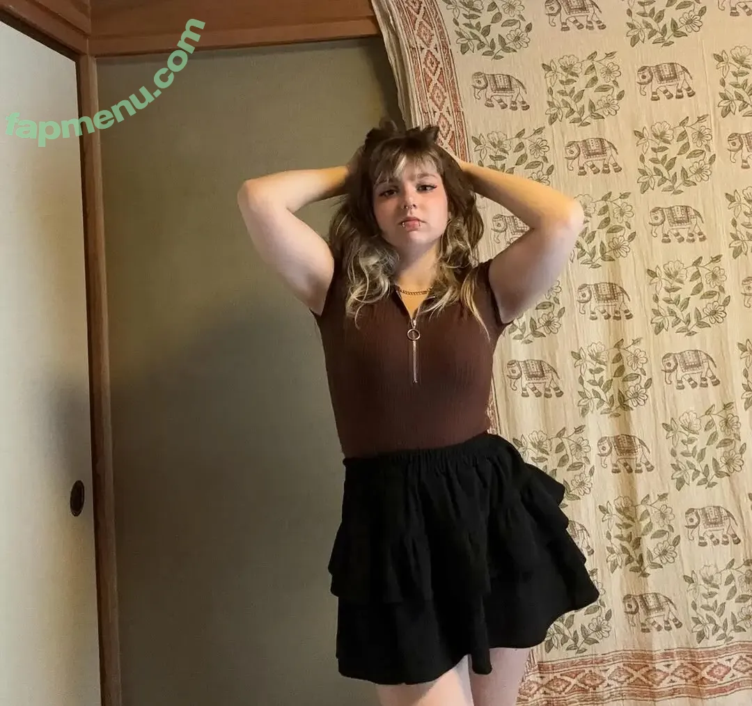 Goblintheraccoon nude photo #0007 (goblin_gamerlive)