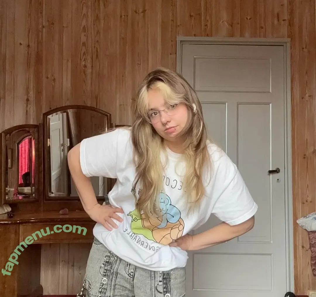 Goblintheraccoon nude photo #0011 (goblin_gamerlive)
