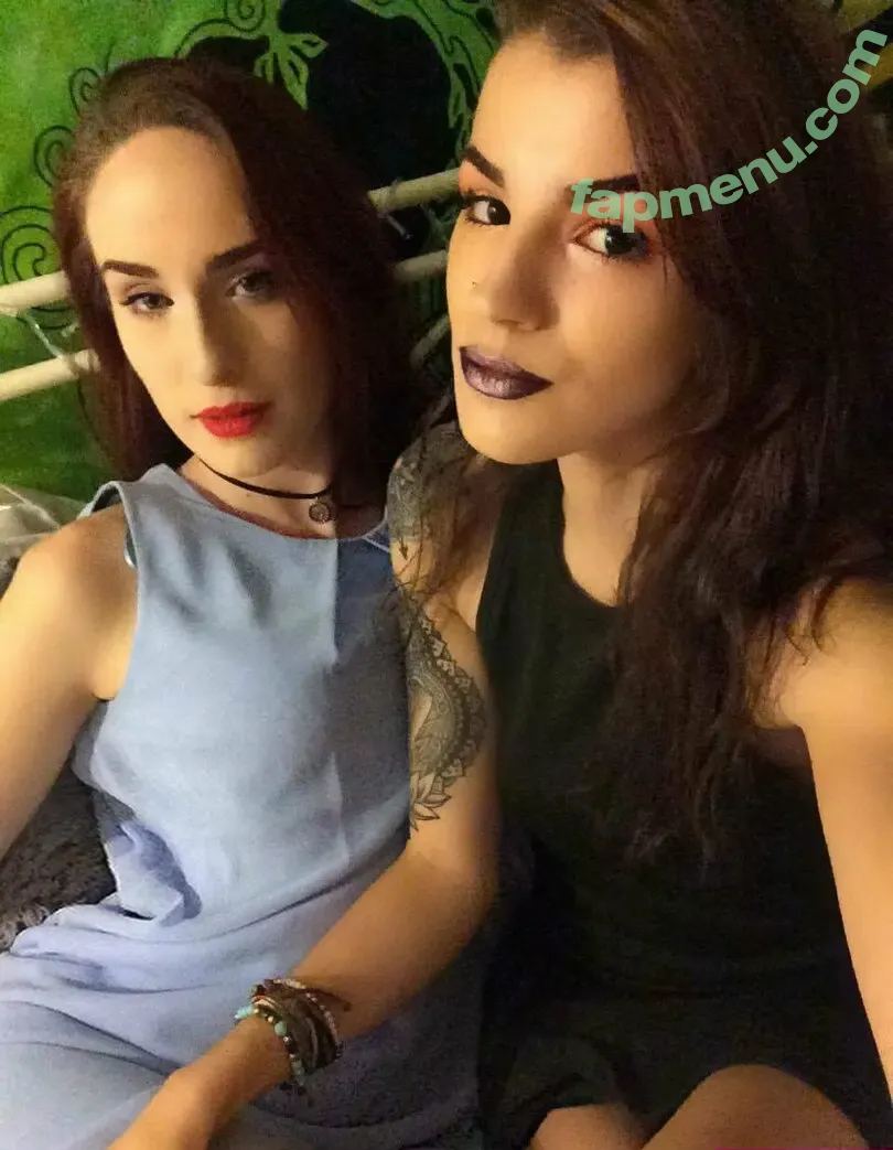 God Scarlette nude photo #0013 (God_Scarlette)