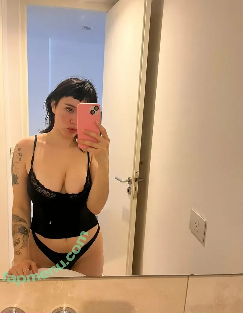 godd3s_sasha nude photo #0003 (godd3ss__)