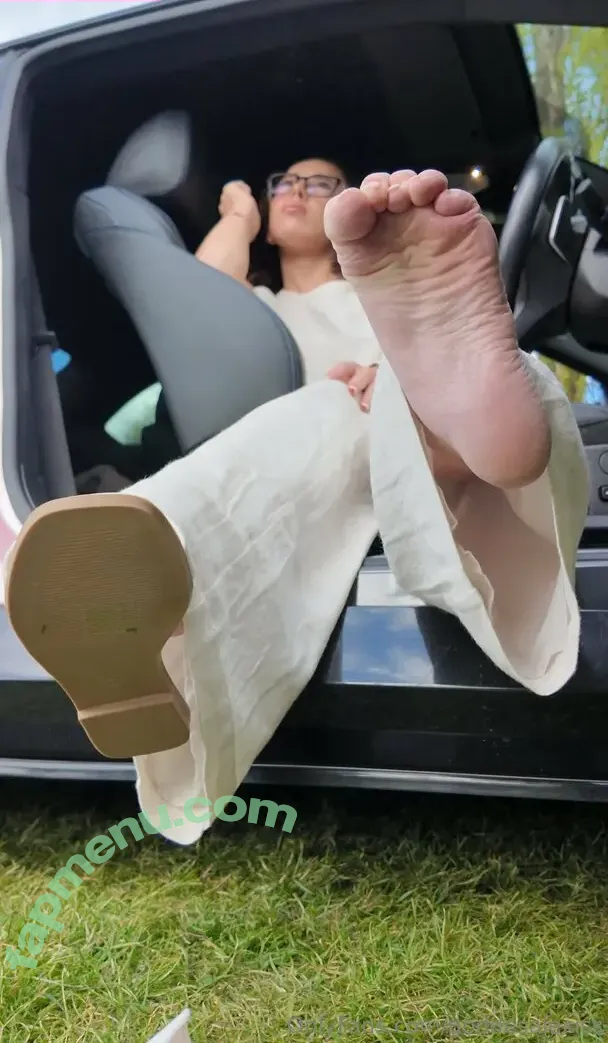 goddesalexiss nude photo #0018 (goddesalexiss)