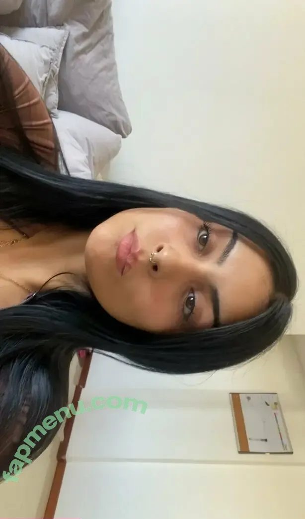 goddesbella nude photo #0007 (iam_islandgyal_goddess_bella)
