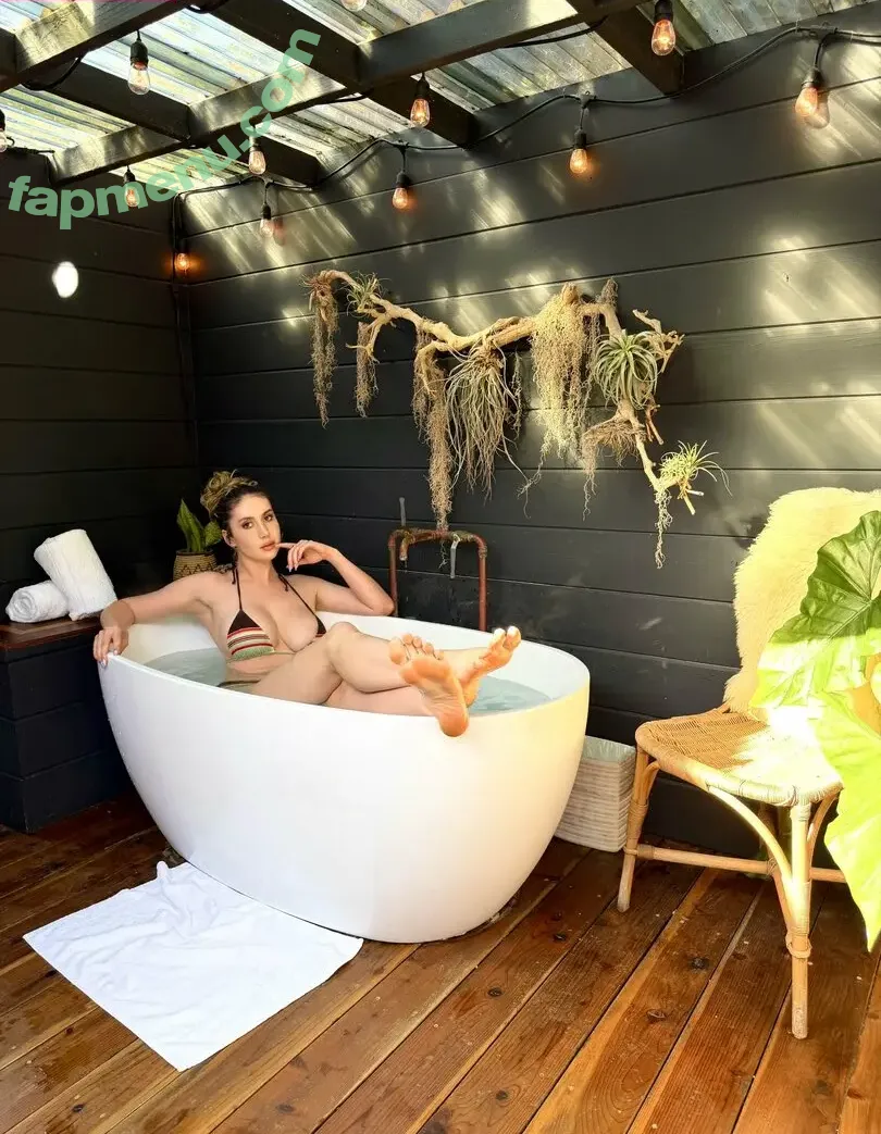 Goddess Bailey nude photo #0013 (BaileyBellz / GoddessBailz / bailey_daily / godesssbailey)